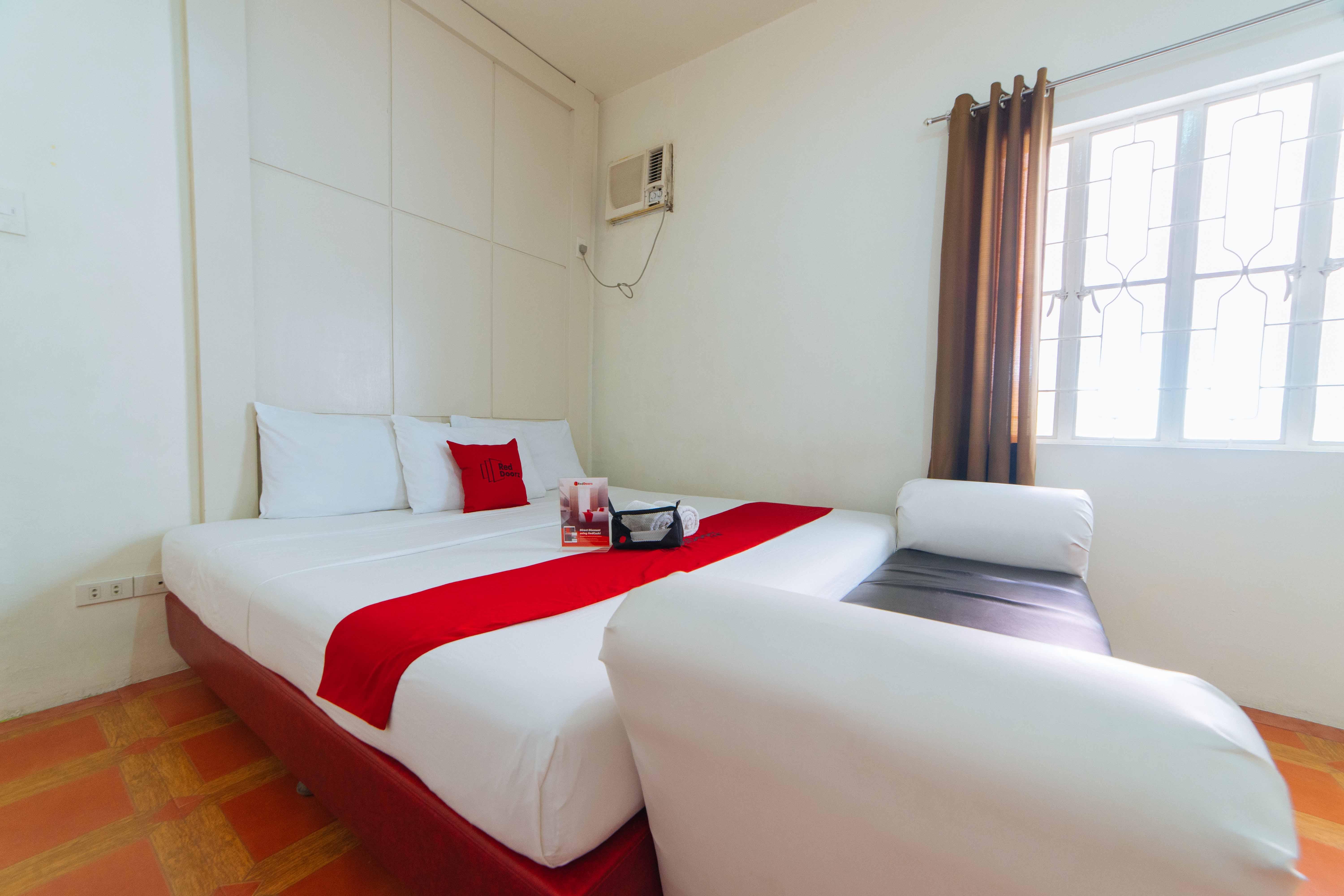 Reddoorz Near Walking Street Angeles City Exterior foto